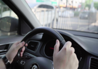 如何选择合适的机动车检测站？